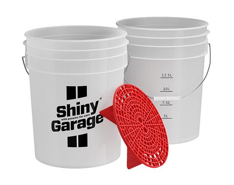 Shiny Garage - Wash Bucket with Grit Guard Red